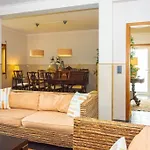 Casa De Linhares